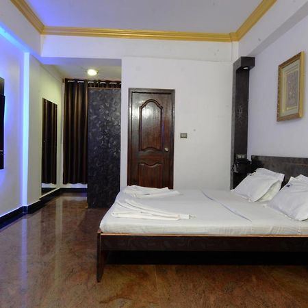 Hotel Deva Residency Bangalore Eksteriør bilde